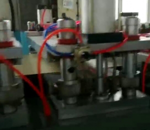山東客戶，UPVC硬板模具開機(jī)視頻